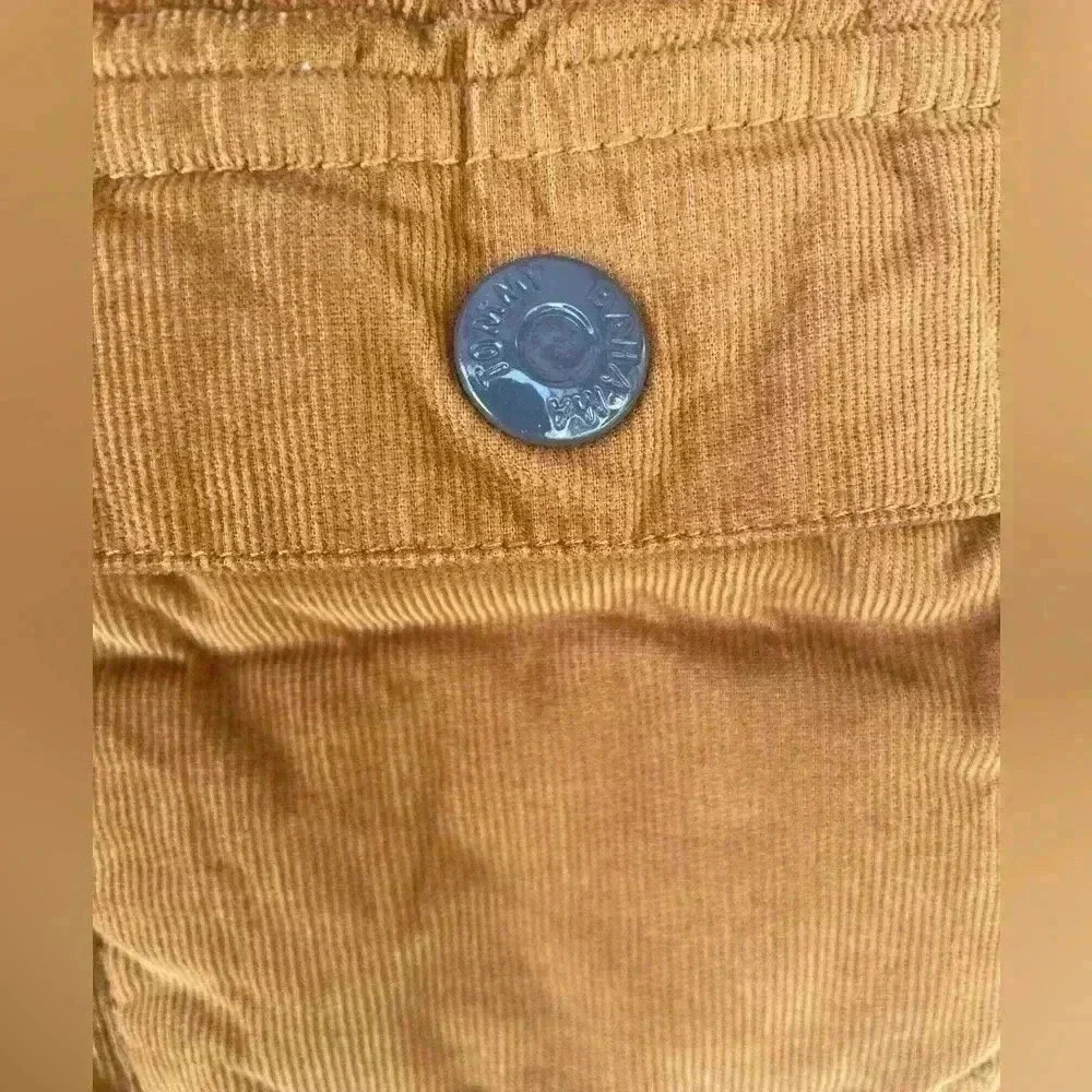 TOMMY BAHAMA boys corduroy blue/brown pockets button down, 2T Vest gently used - Picture 5 of 6